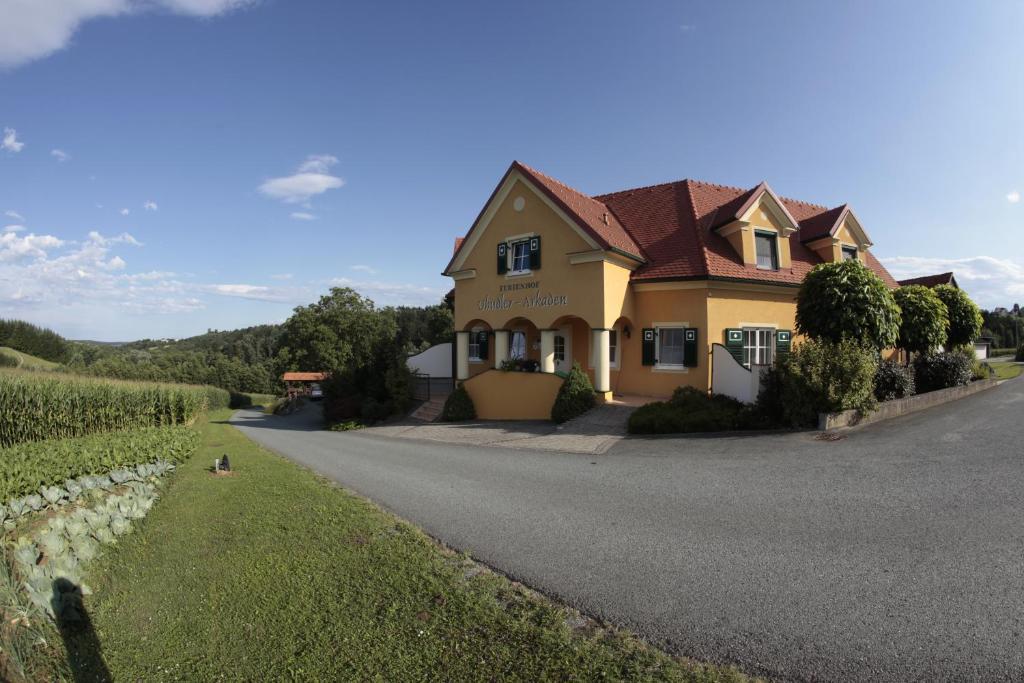 Ferienhof Uhudler-Arkaden Stegersbach Exterior foto